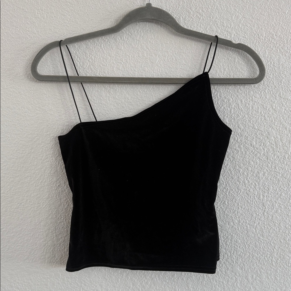 Na-kd Asymmetrical Velvet Strap Top